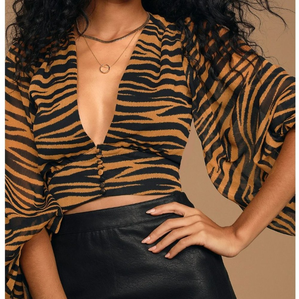 NWT Lulu's Wild Instinct Tan & Black Tiger Print Balloon Sleeve Crop Top - XS